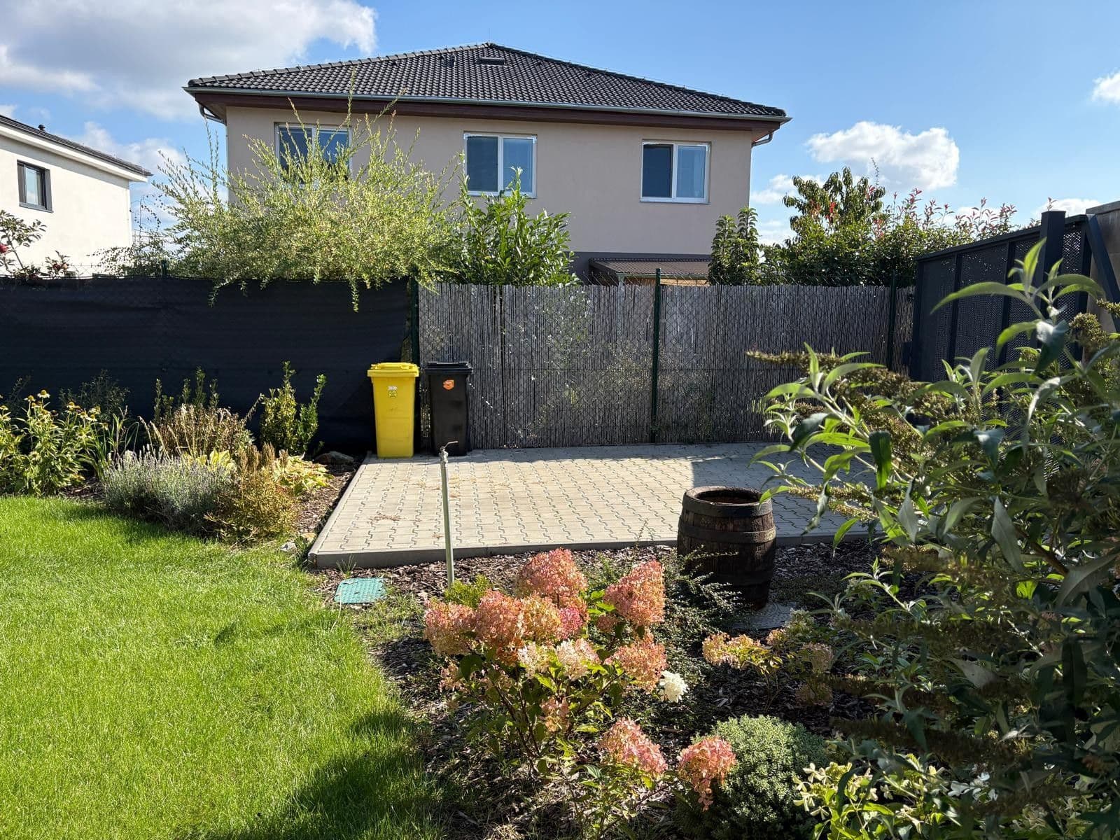 2 bedroom with open-plan kitchen flat for sale, 78 m², Polerady, Středočeský Region 2 bedroom with open-plan kitchen flat for sale, 78 m², Polerady, Středočeský Region