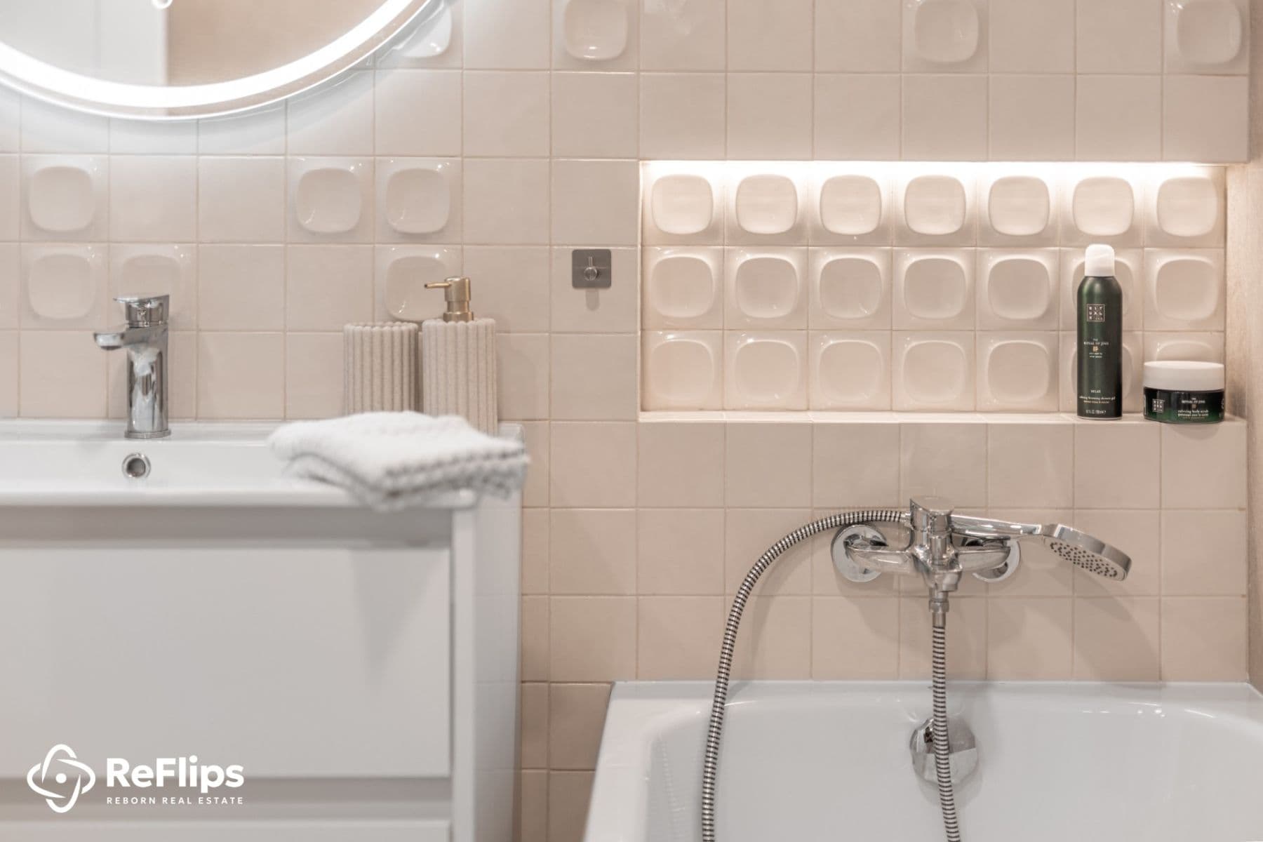 2 bedroom with open-plan kitchen flat for sale, 70 m², Sečská, Prague, Prague 2 bedroom with open-plan kitchen flat for sale, 70 m², Sečská, Prague, Prague