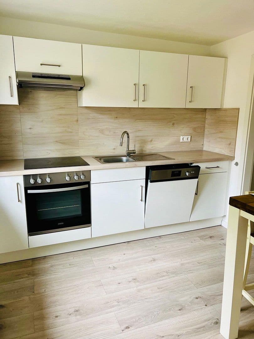 3 bedroom flat to rent, 84 m², Meinhardswindener Str. 35, Ansbach, Bavaria 3 bedroom flat to rent, 84 m², Meinhardswindener Str. 35, Ansbach, Bavaria