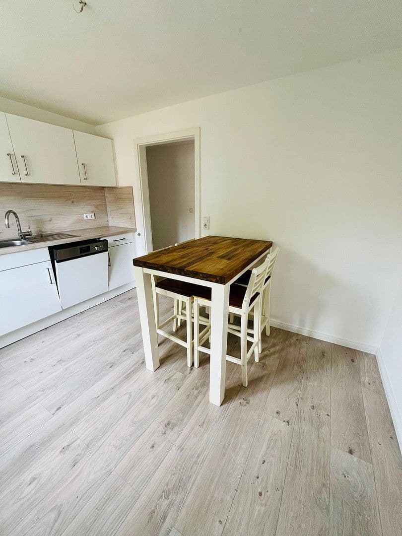 3 bedroom flat to rent, 84 m², Meinhardswindener Str. 35, Ansbach, Bavaria 3 bedroom flat to rent, 84 m², Meinhardswindener Str. 35, Ansbach, Bavaria