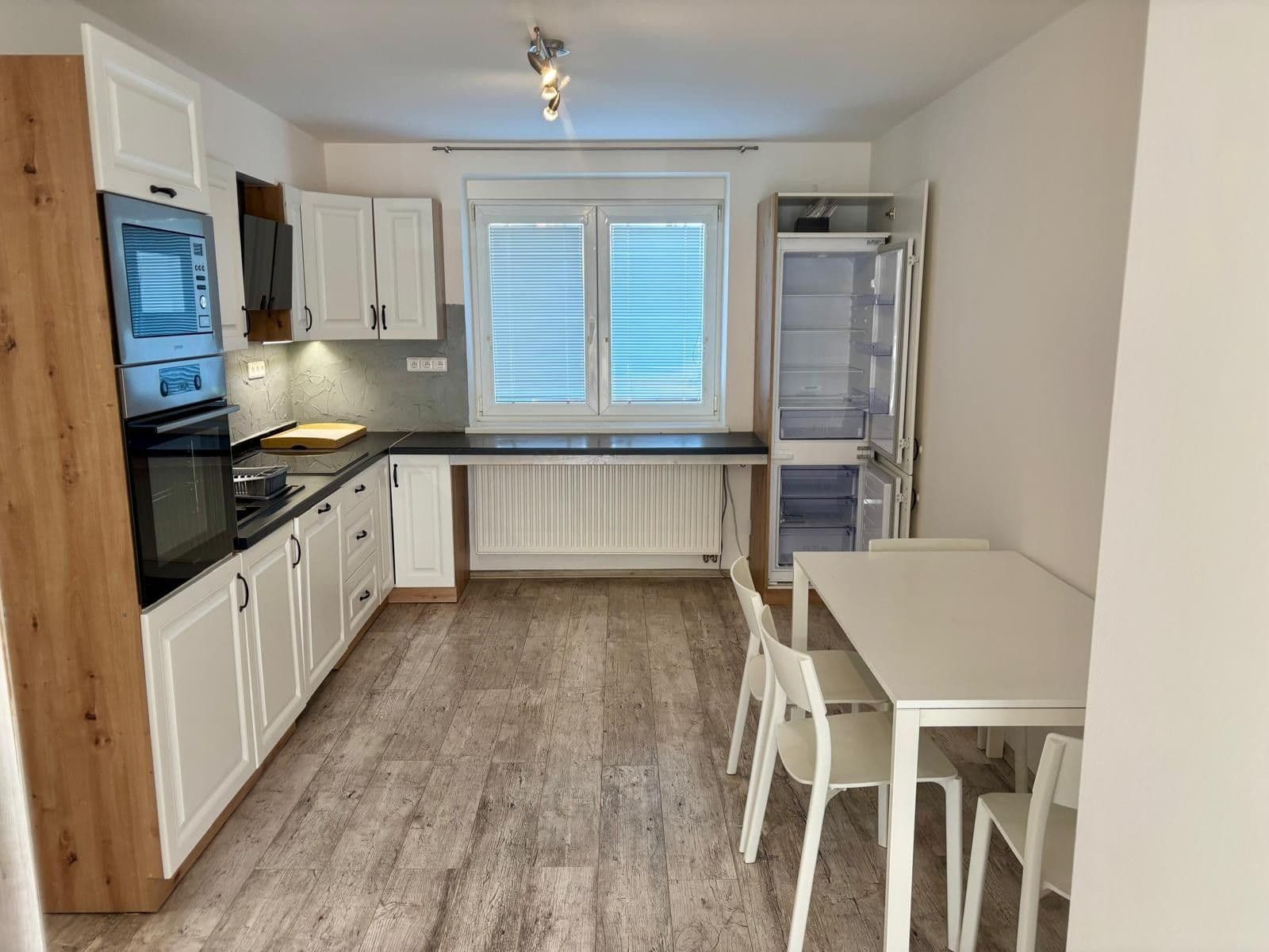 2 bedroom flat to rent, 59 m², Masarykova, Roztoky, Středočeský Region 2 bedroom flat to rent, 59 m², Masarykova, Roztoky, Středočeský Region