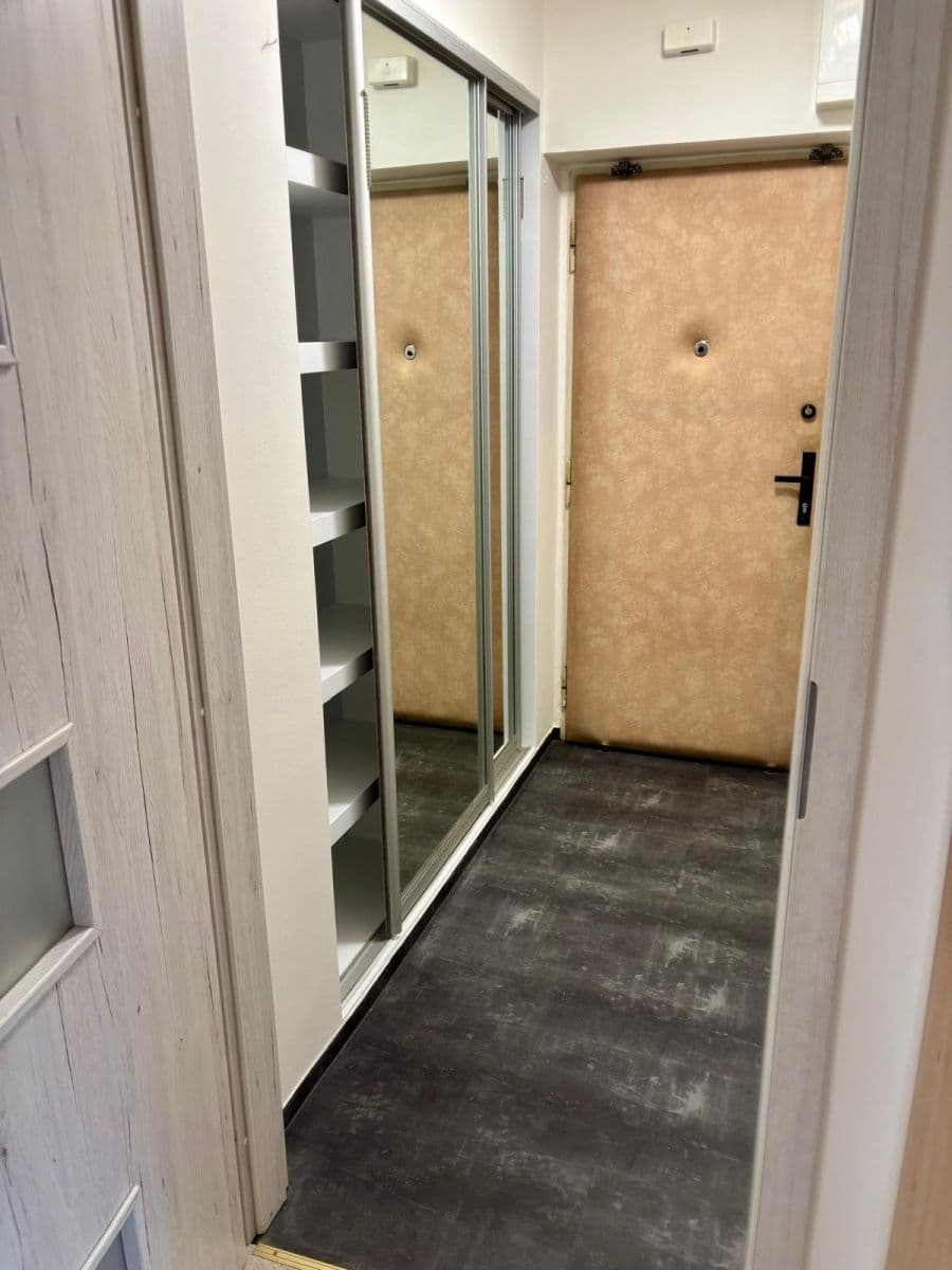 2 bedroom flat to rent, 59 m², Masarykova, Roztoky, Středočeský Region 2 bedroom flat to rent, 59 m², Masarykova, Roztoky, Středočeský Region