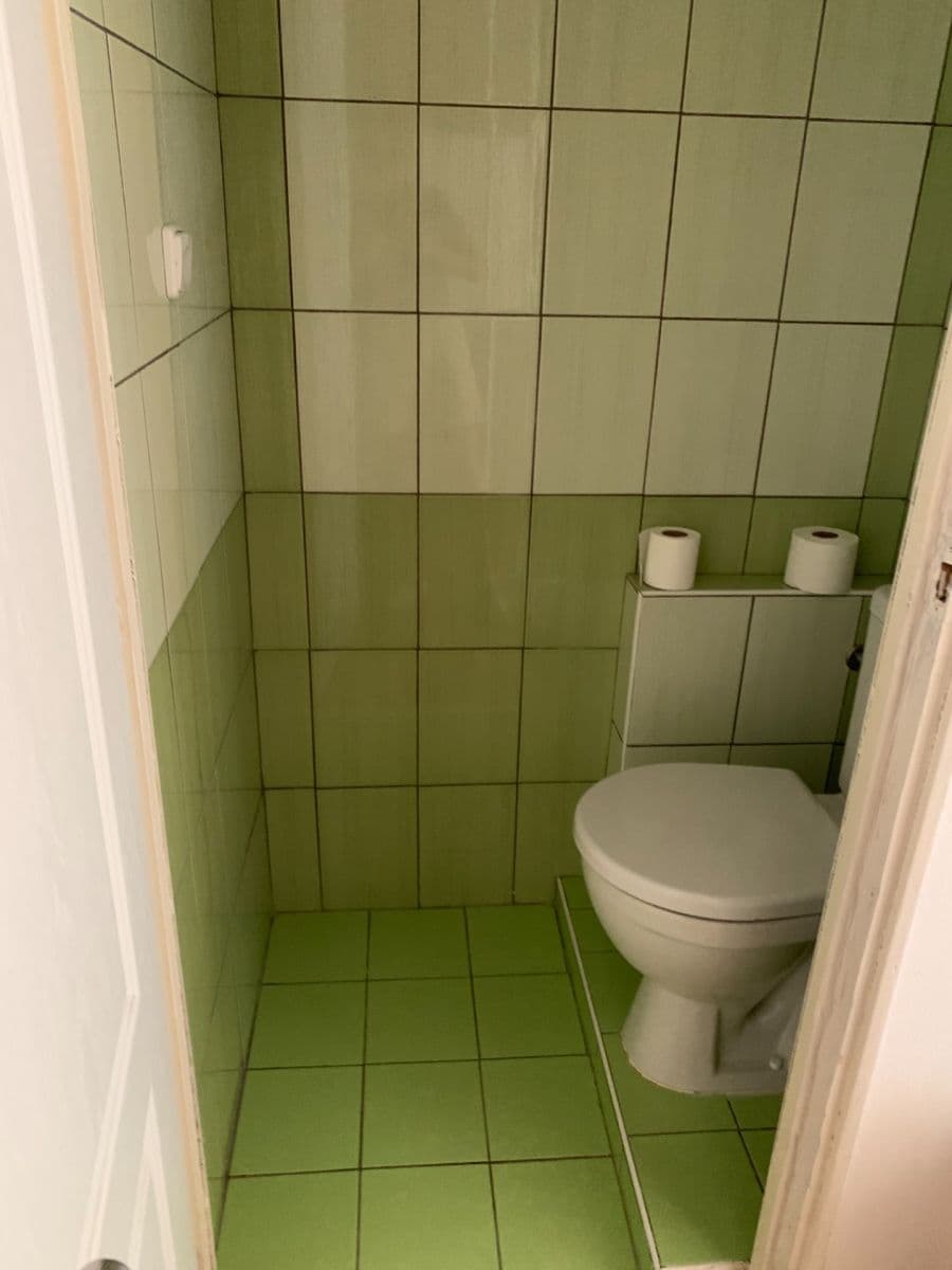 2 bedroom flat to rent, 50 m², sídliště U Nádraží, Jindřichův Hradec, Jihočeský Region 2 bedroom flat to rent, 50 m², sídliště U Nádraží, Jindřichův Hradec, Jihočeský Region