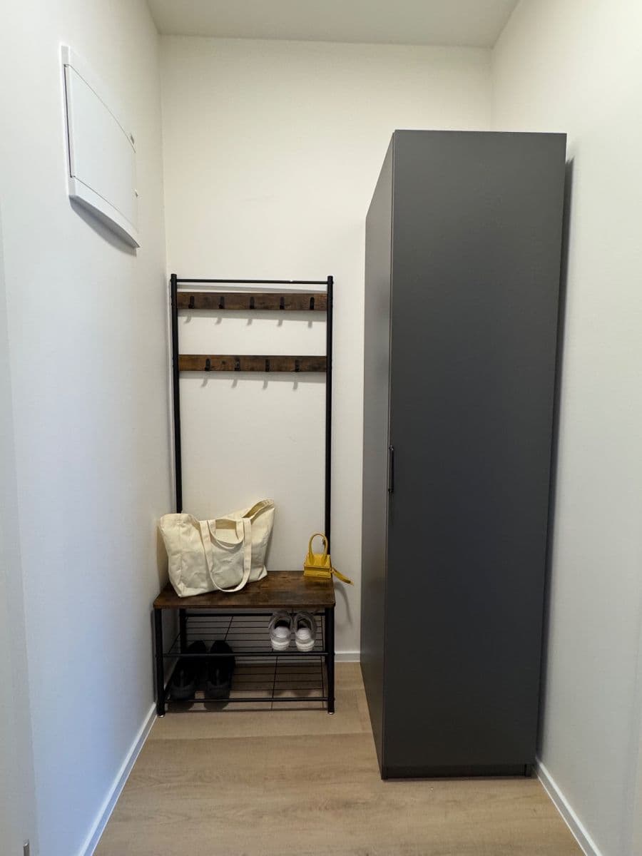 Studio flat to rent, 20 m², Za Návsí, Prague, Prague Studio flat to rent, 20 m², Za Návsí, Prague, Prague