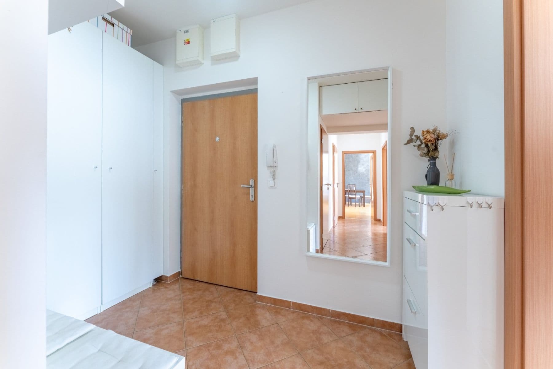 2 bedroom with open-plan kitchen flat for sale, 80 m², Sicherova, Prague, Prague 2 bedroom with open-plan kitchen flat for sale, 80 m², Sicherova, Prague, Prague