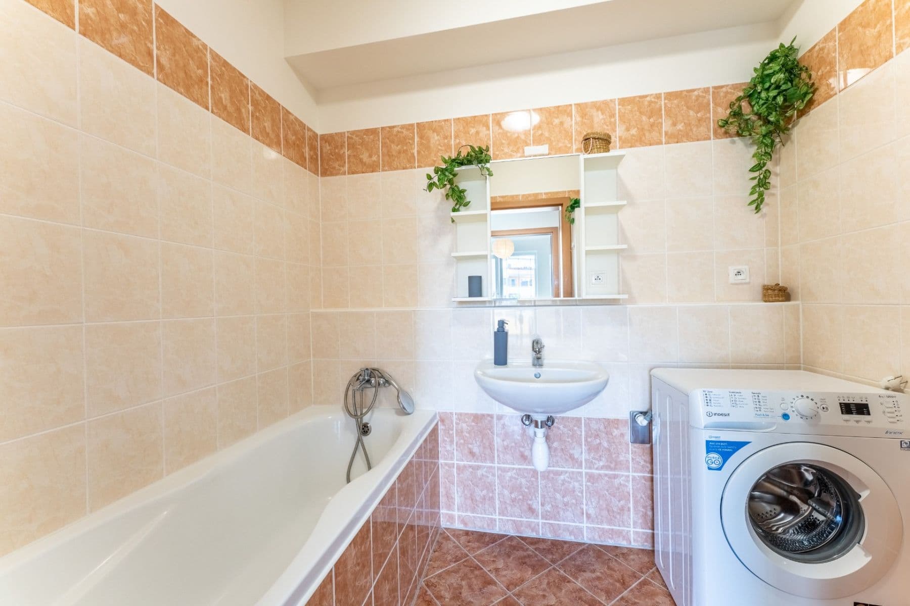 2 bedroom with open-plan kitchen flat for sale, 80 m², Sicherova, Prague, Prague 2 bedroom with open-plan kitchen flat for sale, 80 m², Sicherova, Prague, Prague