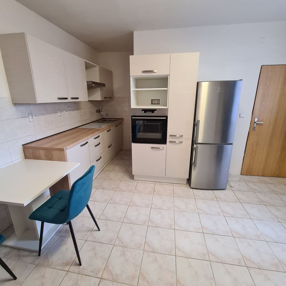 1 bedroom with open-plan kitchen flat to rent, 55 m², A. Trägera, České Budějovice, Jihočeský Region 1 bedroom with open-plan kitchen flat to rent, 55 m², A. Trägera, České Budějovice, Jihočeský Region