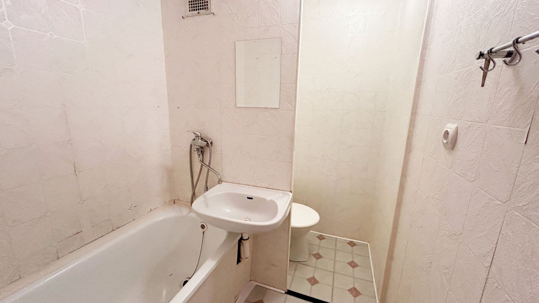 1 bedroom flat to rent, 35 m², Lyžařská, Prague, Prague 1 bedroom flat to rent, 35 m², Lyžařská, Prague, Prague