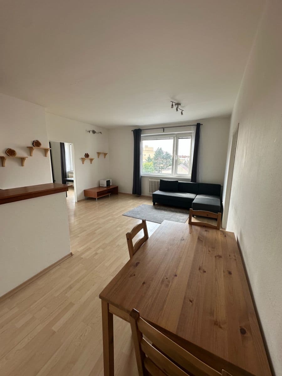 3 bedroom with open-plan kitchen flat for sale, 93 m², Hráského, Benešov, Středočeský Region 3 bedroom with open-plan kitchen flat for sale, 93 m², Hráského, Benešov, Středočeský Region