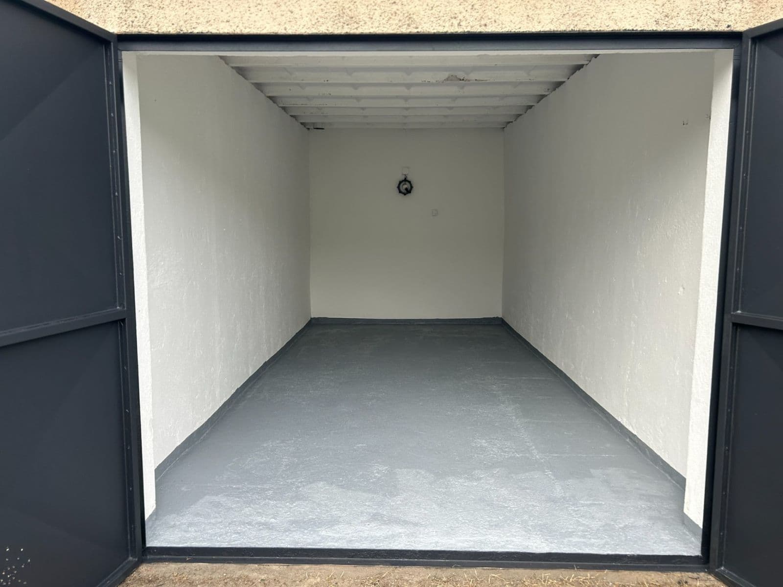 garage for sale, 18 m², Mladá Boleslav, Středočeský Region garage for sale, 18 m², Mladá Boleslav, Středočeský Region