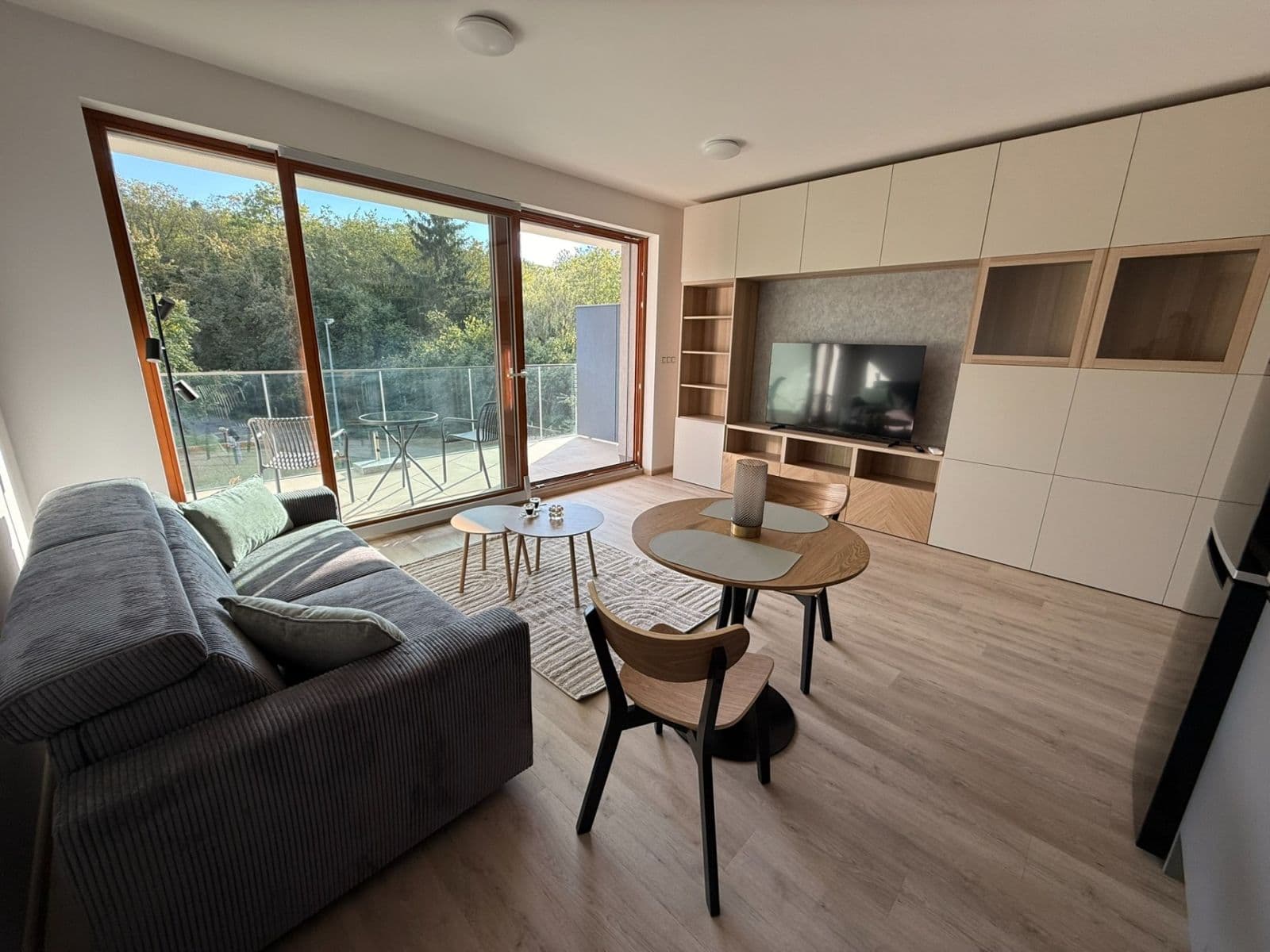 Studio flat to rent, 33 m², Lučištníků, Prague, Prague Studio flat to rent, 33 m², Lučištníků, Prague, Prague