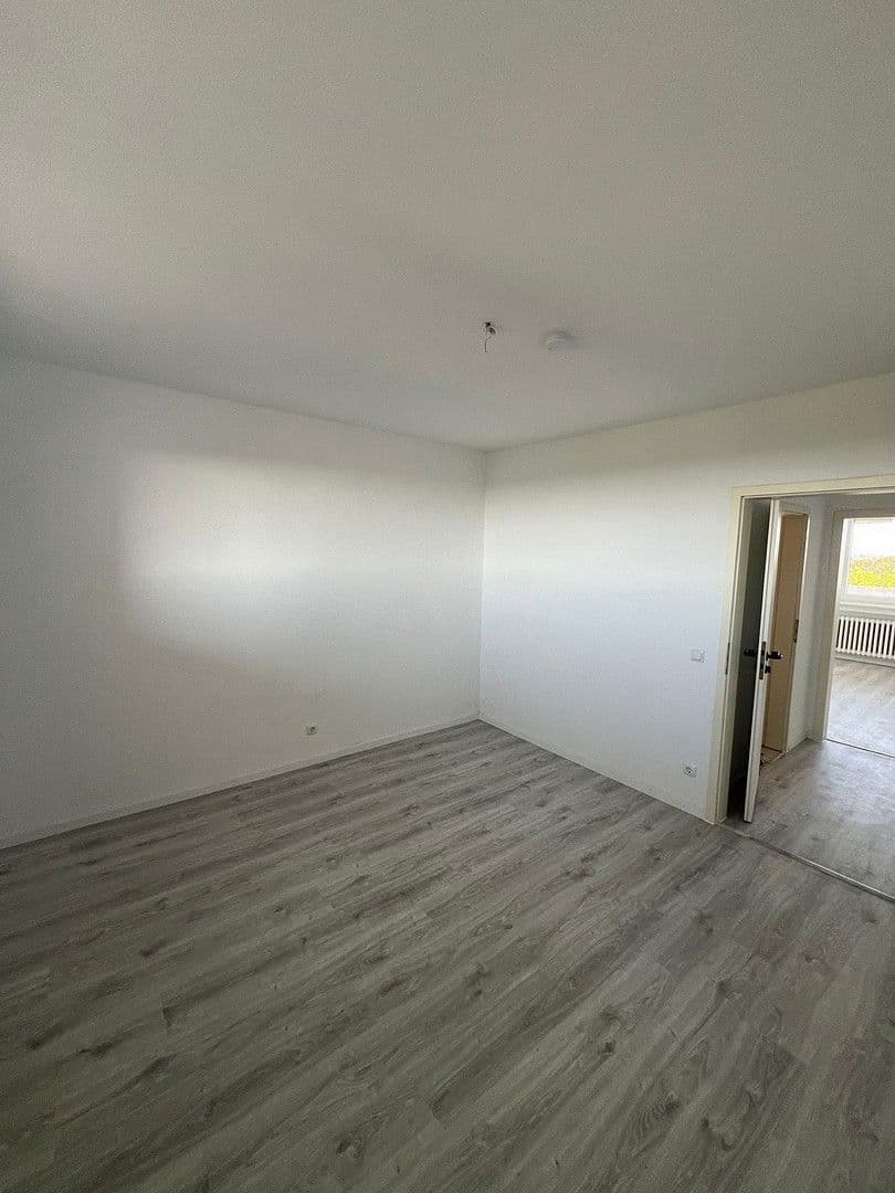 4 bedroom flat to rent, 86 m², Zedernstraße 43, Mönchengladbach, North Rhine-Westphalia 4 bedroom flat to rent, 86 m², Zedernstraße 43, Mönchengladbach, North Rhine-Westphalia