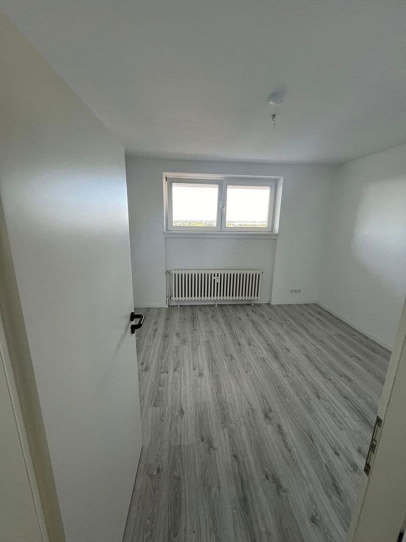 4 bedroom flat to rent, 86 m², Zedernstraße 43, Mönchengladbach, North Rhine-Westphalia 4 bedroom flat to rent, 86 m², Zedernstraße 43, Mönchengladbach, North Rhine-Westphalia