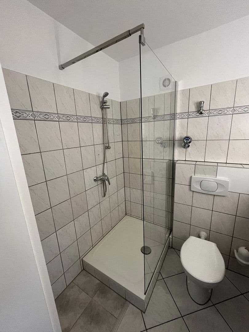 4 bedroom flat to rent, 86 m², Zedernstraße 43, Mönchengladbach, North Rhine-Westphalia 4 bedroom flat to rent, 86 m², Zedernstraße 43, Mönchengladbach, North Rhine-Westphalia