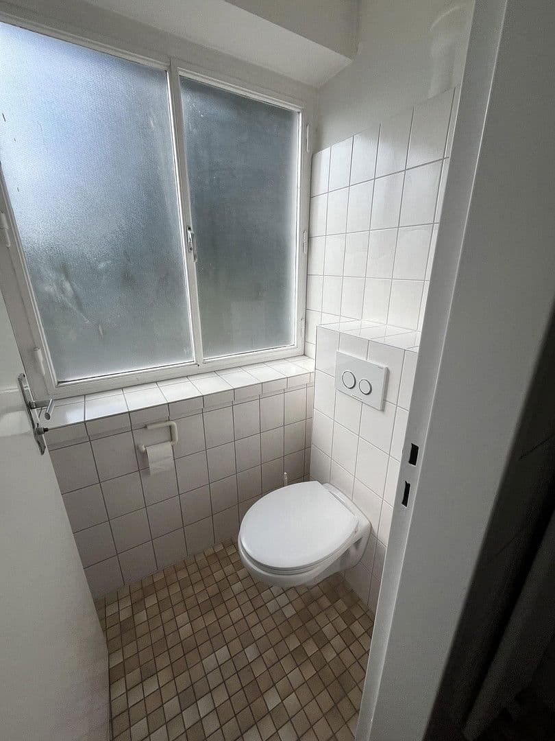 non-residential property to rent, 100 m², Römerstrasse 216, Heidelberg, Baden-Württemberg non-residential property to rent, 100 m², Römerstrasse 216, Heidelberg, Baden-Württemberg