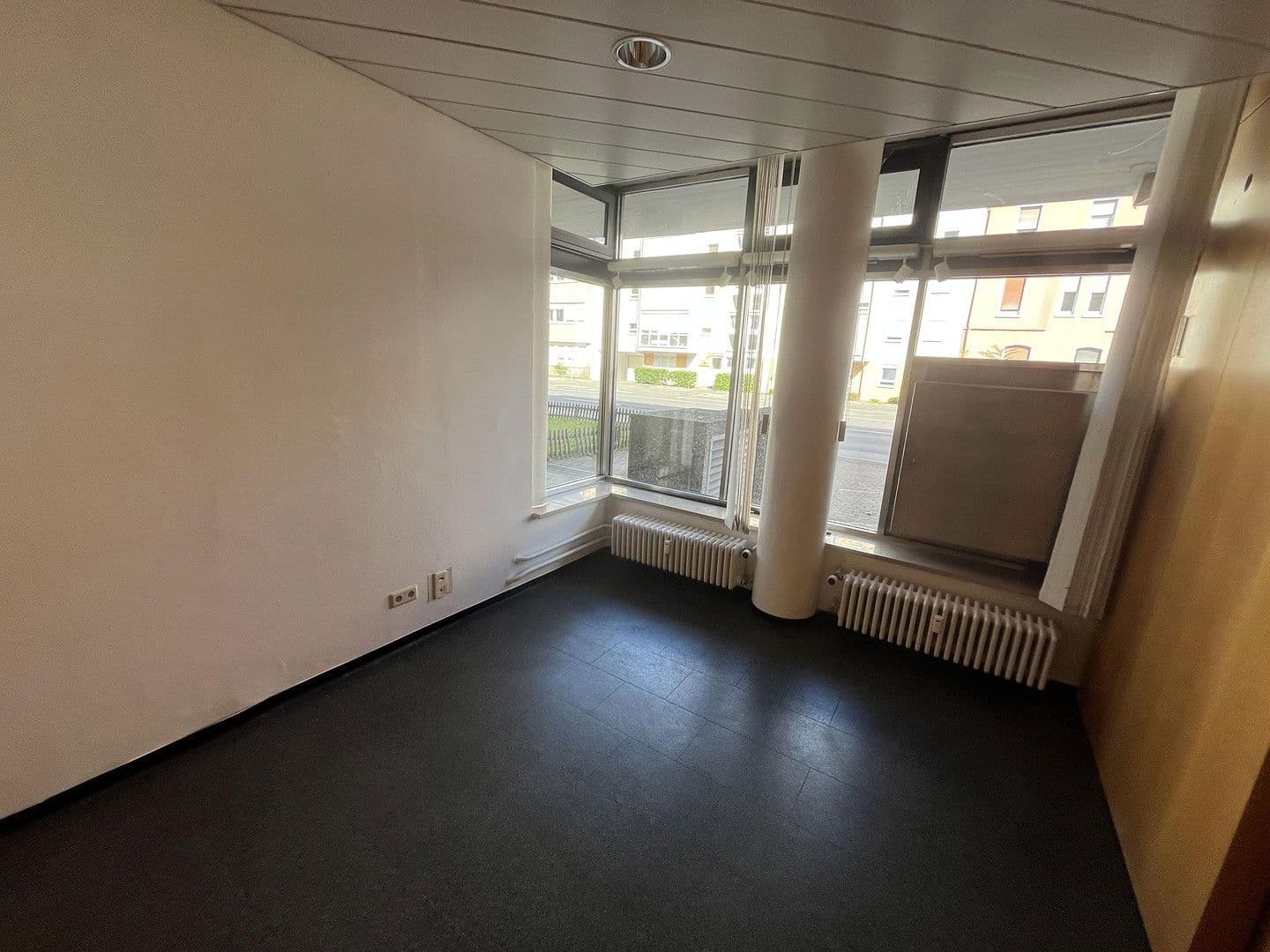 non-residential property to rent, 100 m², Römerstrasse 216, Heidelberg, Baden-Württemberg non-residential property to rent, 100 m², Römerstrasse 216, Heidelberg, Baden-Württemberg