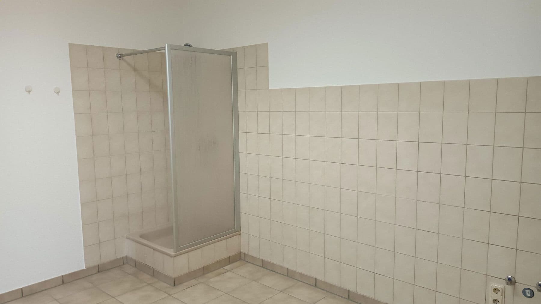 non-residential property to rent, 860 m², Neunkirchen, North Rhine-Westphalia non-residential property to rent, 860 m², Neunkirchen, North Rhine-Westphalia