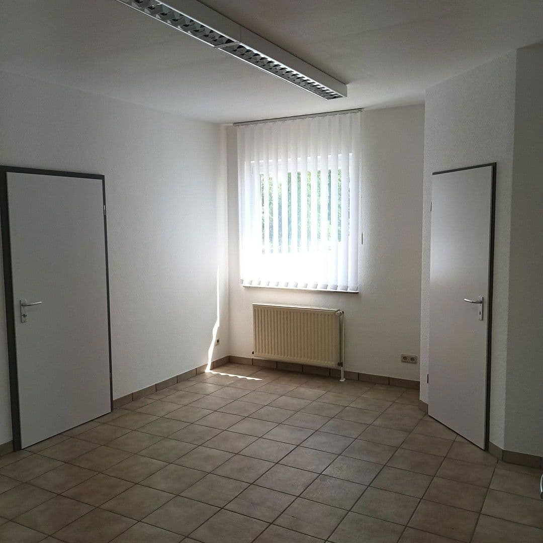 non-residential property to rent, 860 m², Neunkirchen, North Rhine-Westphalia non-residential property to rent, 860 m², Neunkirchen, North Rhine-Westphalia