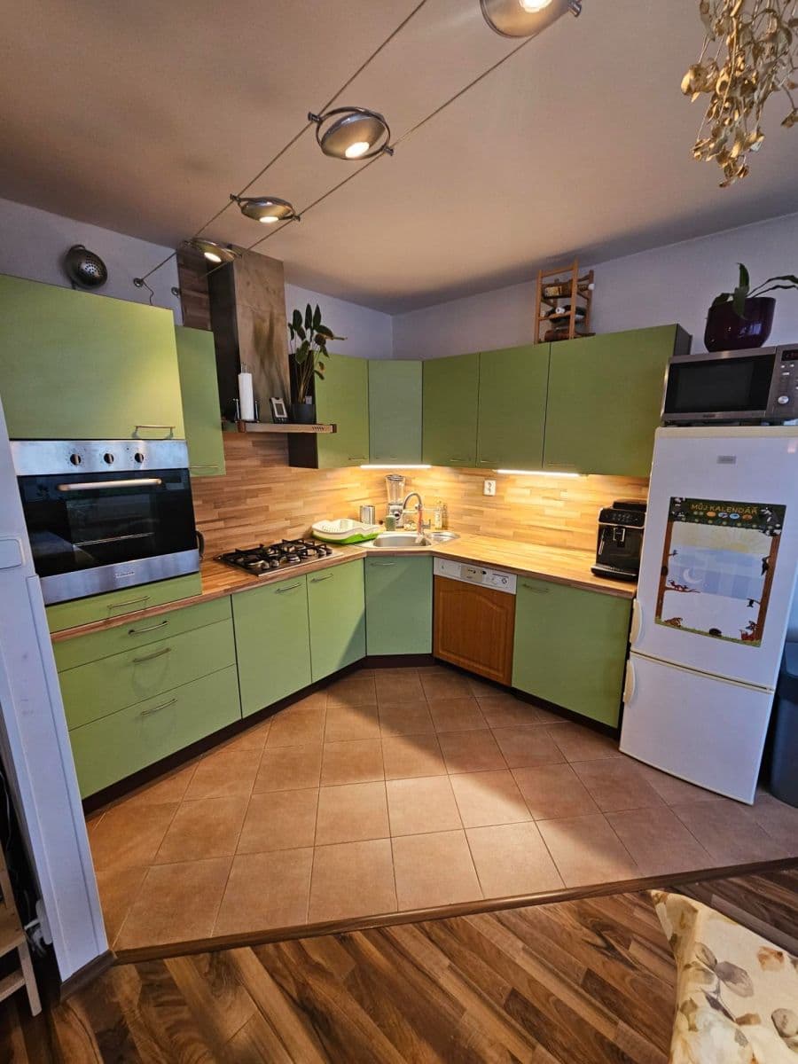 2 bedroom with open-plan kitchen flat to rent, 63 m², Kotorská, Prague, Prague 2 bedroom with open-plan kitchen flat to rent, 63 m², Kotorská, Prague, Prague