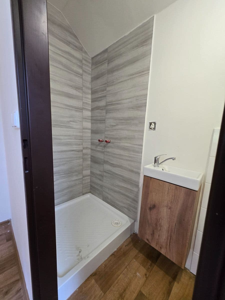 house for sale, 92 m², Bernartice, Královéhradecký Region house for sale, 92 m², Bernartice, Královéhradecký Region