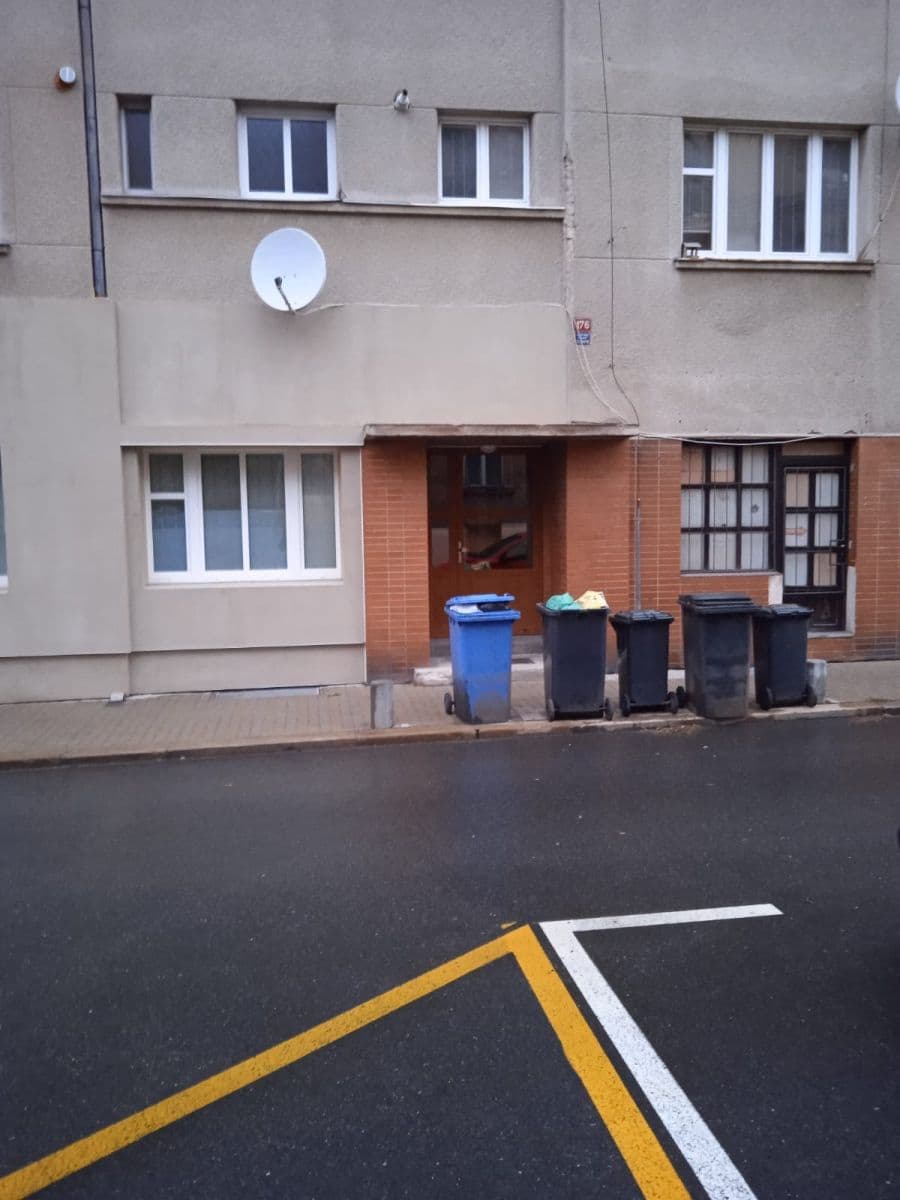 1 bedroom with open-plan kitchen flat for sale, 45 m², Vašátkova, Čelákovice, Středočeský Region 1 bedroom with open-plan kitchen flat for sale, 45 m², Vašátkova, Čelákovice, Středočeský Region