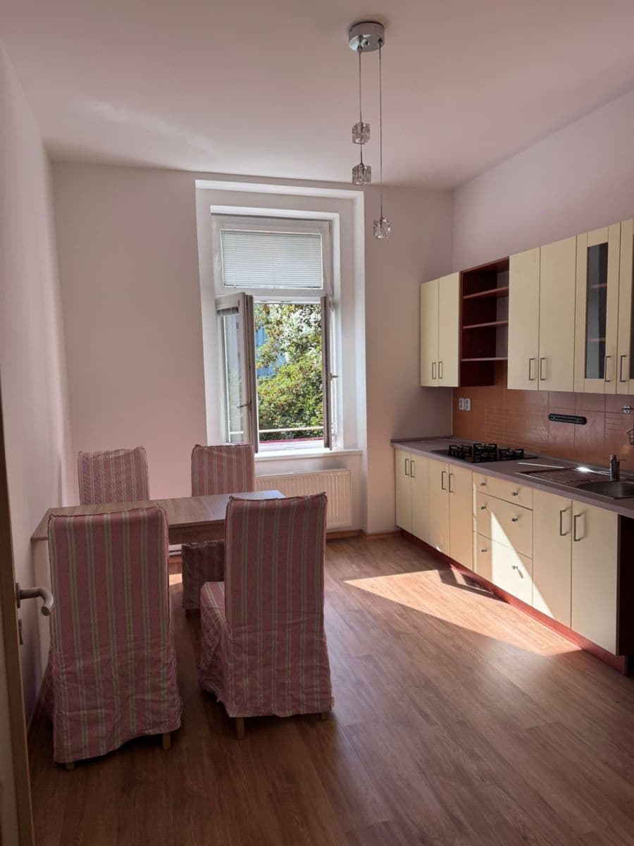 3 bedroom flat to rent, 107 m², Ruská, Teplice, Ústecký Region 3 bedroom flat to rent, 107 m², Ruská, Teplice, Ústecký Region