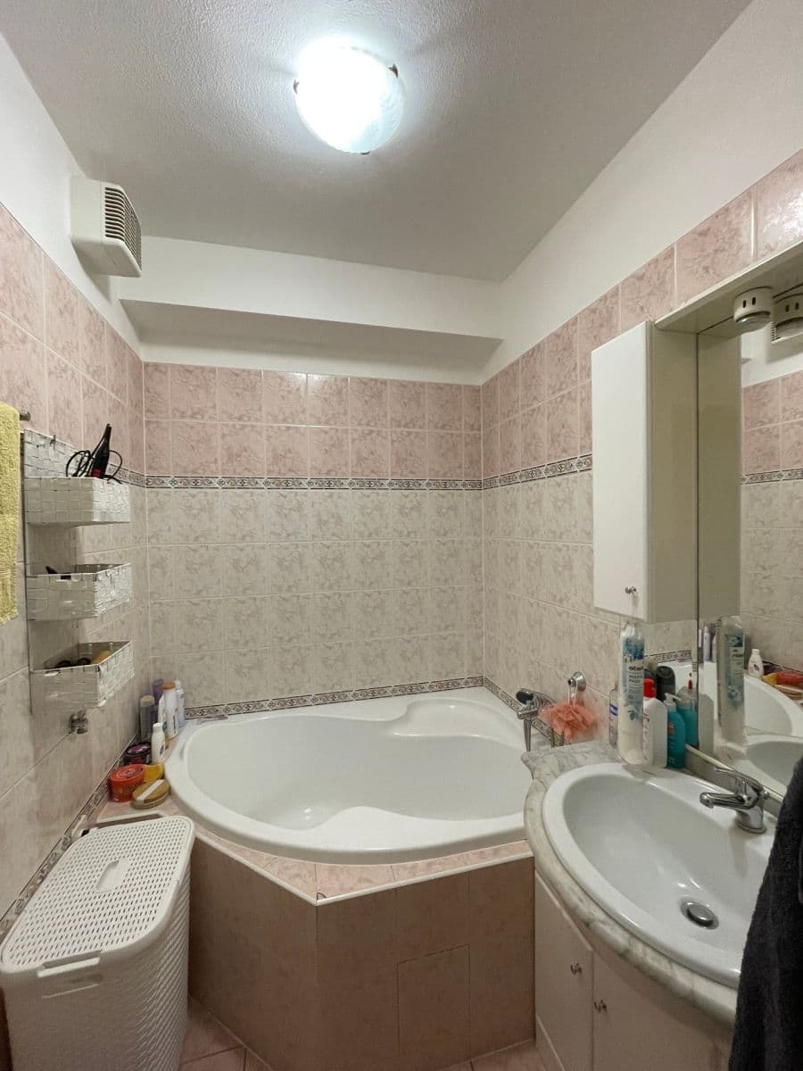 2 bedroom flat for sale, 48 m², Kubelíkova, Mariánské Lázně, Karlovarský Region 2 bedroom flat for sale, 48 m², Kubelíkova, Mariánské Lázně, Karlovarský Region