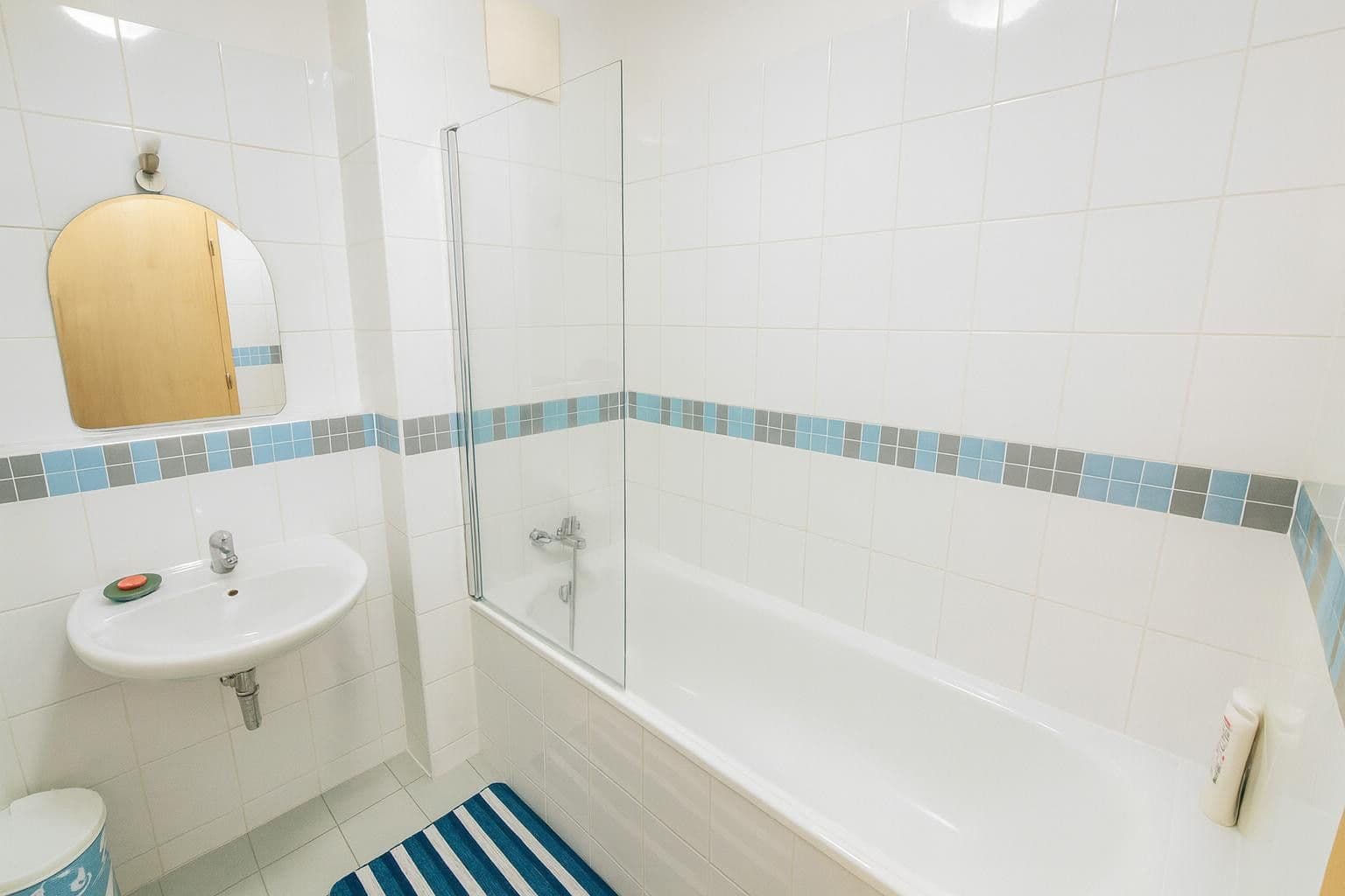 1 bedroom with open-plan kitchen flat to rent, 58 m², Lipovská, Prague, Prague 1 bedroom with open-plan kitchen flat to rent, 58 m², Lipovská, Prague, Prague