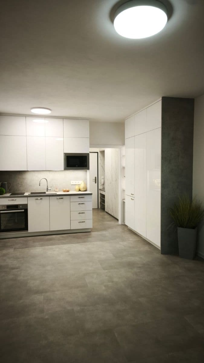 Studio flat to rent, 31 m², Aloise Rašína, Olomouc, Olomoucký Region Studio flat to rent, 31 m², Aloise Rašína, Olomouc, Olomoucký Region