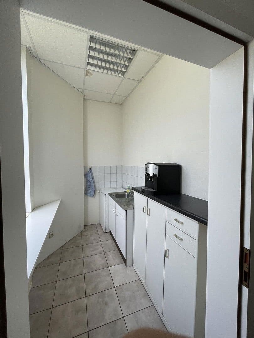 office to rent, 275 m², Weihersfeld 34, Brüggen, North Rhine-Westphalia office to rent, 275 m², Weihersfeld 34, Brüggen, North Rhine-Westphalia