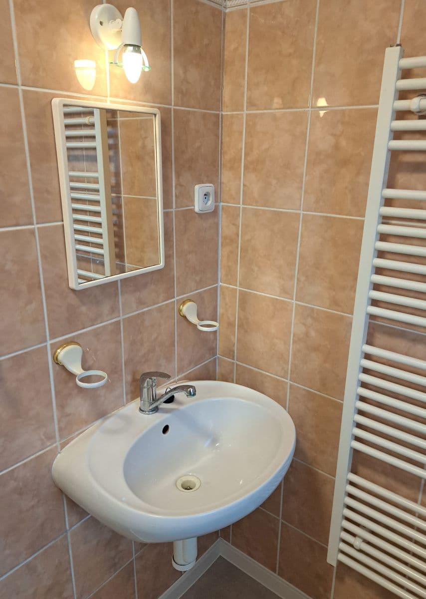 house to rent, 42 m², Žitná, Hvozdná, Zlínský Region house to rent, 42 m², Žitná, Hvozdná, Zlínský Region