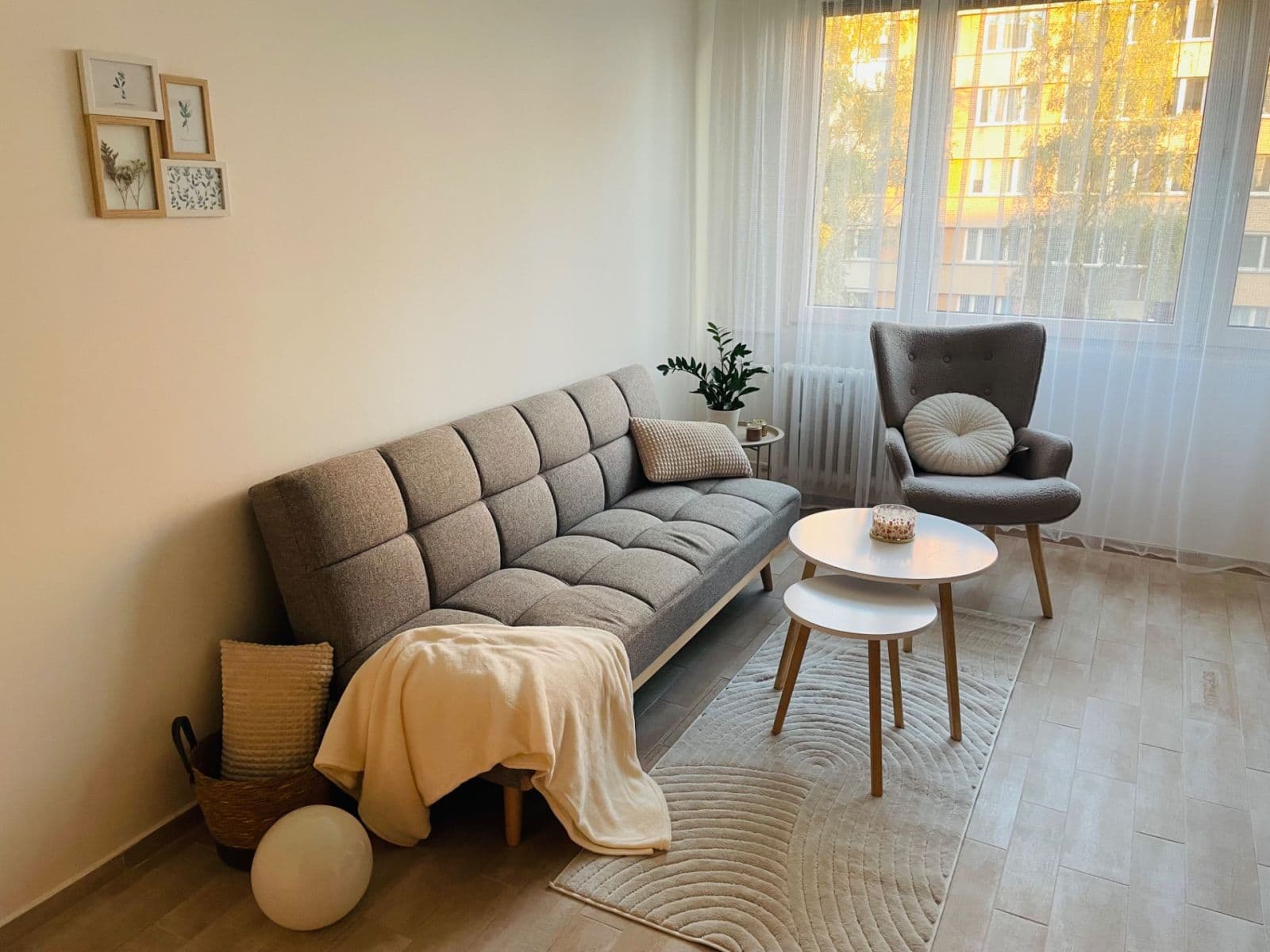 1 bedroom with open-plan kitchen flat to rent, 42 m², Pujmanové, Prague, Prague 1 bedroom with open-plan kitchen flat to rent, 42 m², Pujmanové, Prague, Prague