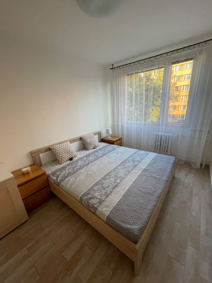 1 bedroom with open-plan kitchen flat to rent, 42 m², Pujmanové, Prague, Prague 1 bedroom with open-plan kitchen flat to rent, 42 m², Pujmanové, Prague, Prague