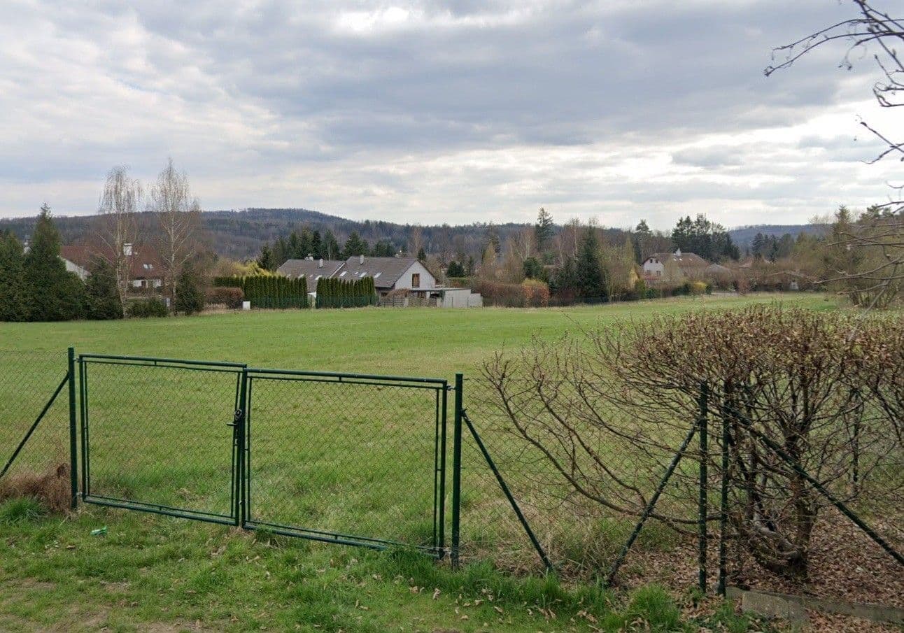plot for sale, 1,233 m², Slavíková, Kamenice, Středočeský Region plot for sale, 1,233 m², Slavíková, Kamenice, Středočeský Region