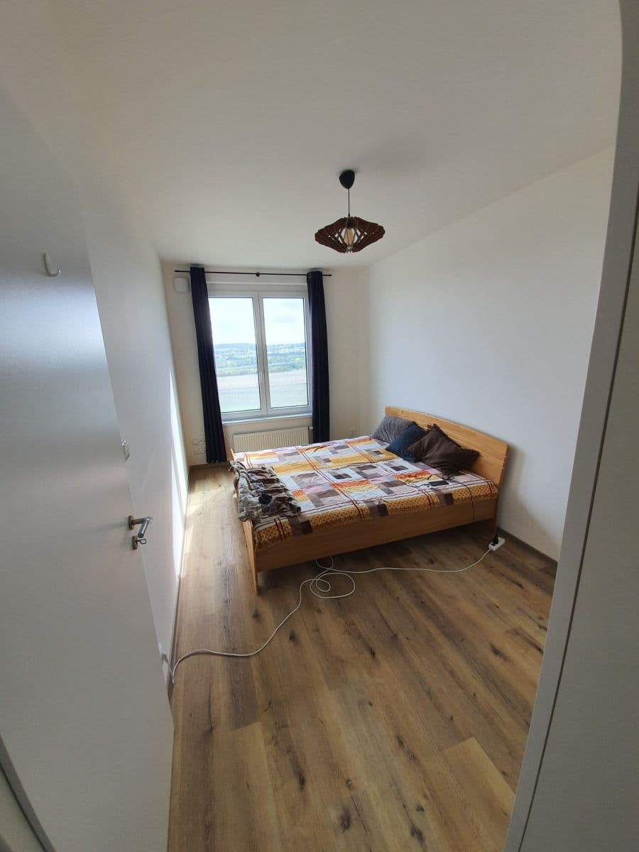 1 bedroom with open-plan kitchen flat to rent, 53 m², Ferrariho, Prague, Prague 1 bedroom with open-plan kitchen flat to rent, 53 m², Ferrariho, Prague, Prague