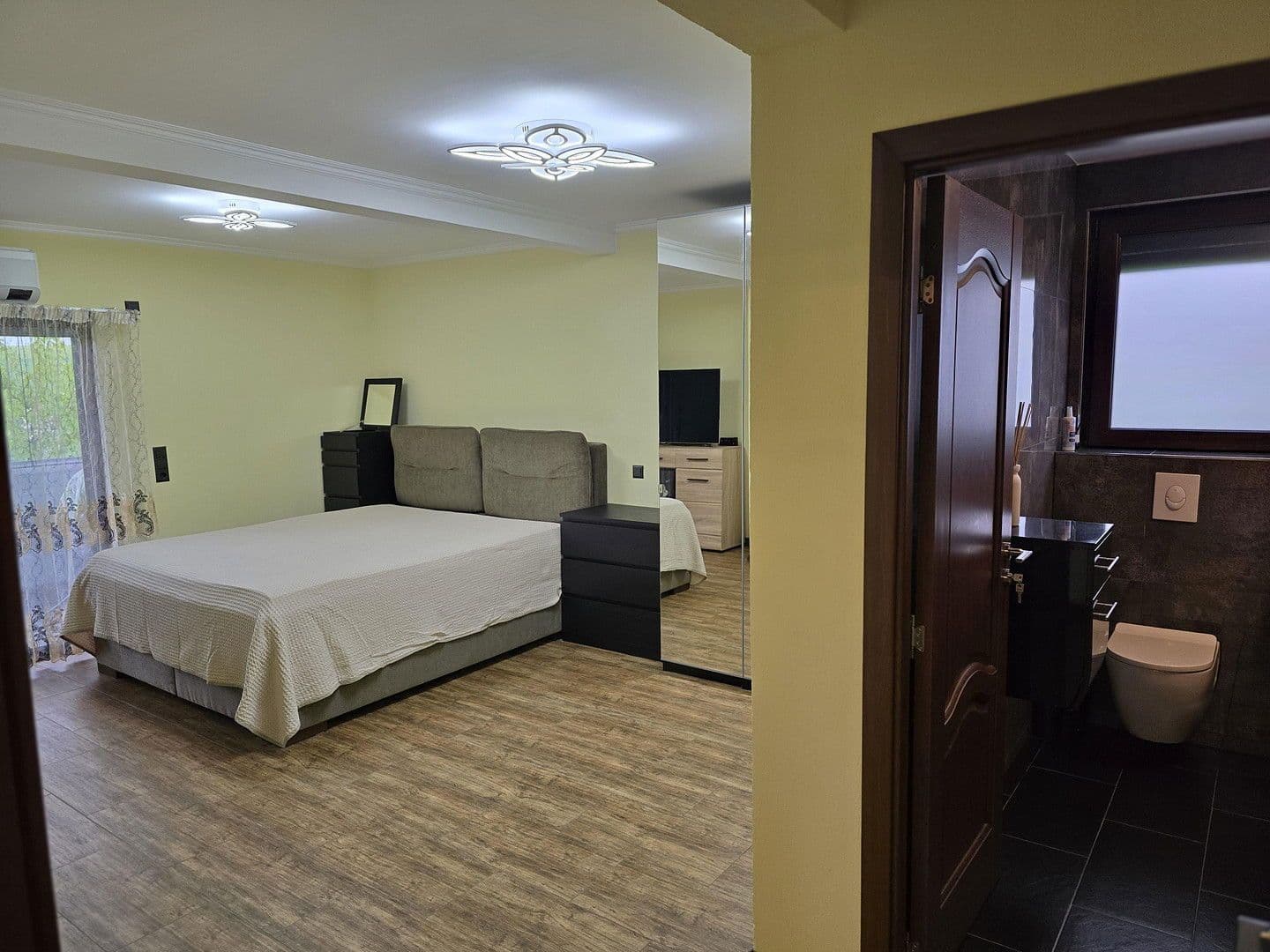 non-residential property for sale, 1,496 m², Leingarten, Baden-Württemberg non-residential property for sale, 1,496 m², Leingarten, Baden-Württemberg