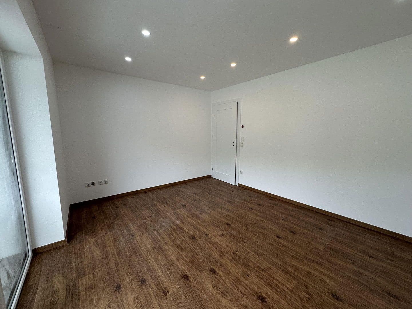 office to rent, 92 m², Badstr. 131, Egloffstein, Bavaria office to rent, 92 m², Badstr. 131, Egloffstein, Bavaria