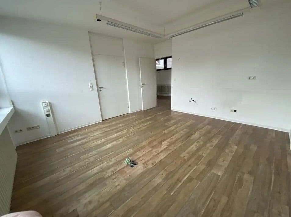 office to rent, 120 m², Stockstadt am Rhein, Hesse office to rent, 120 m², Stockstadt am Rhein, Hesse