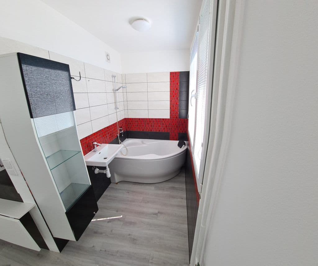 Studio flat to rent, 35 m², Bílinská, Prague, Prague Studio flat to rent, 35 m², Bílinská, Prague, Prague