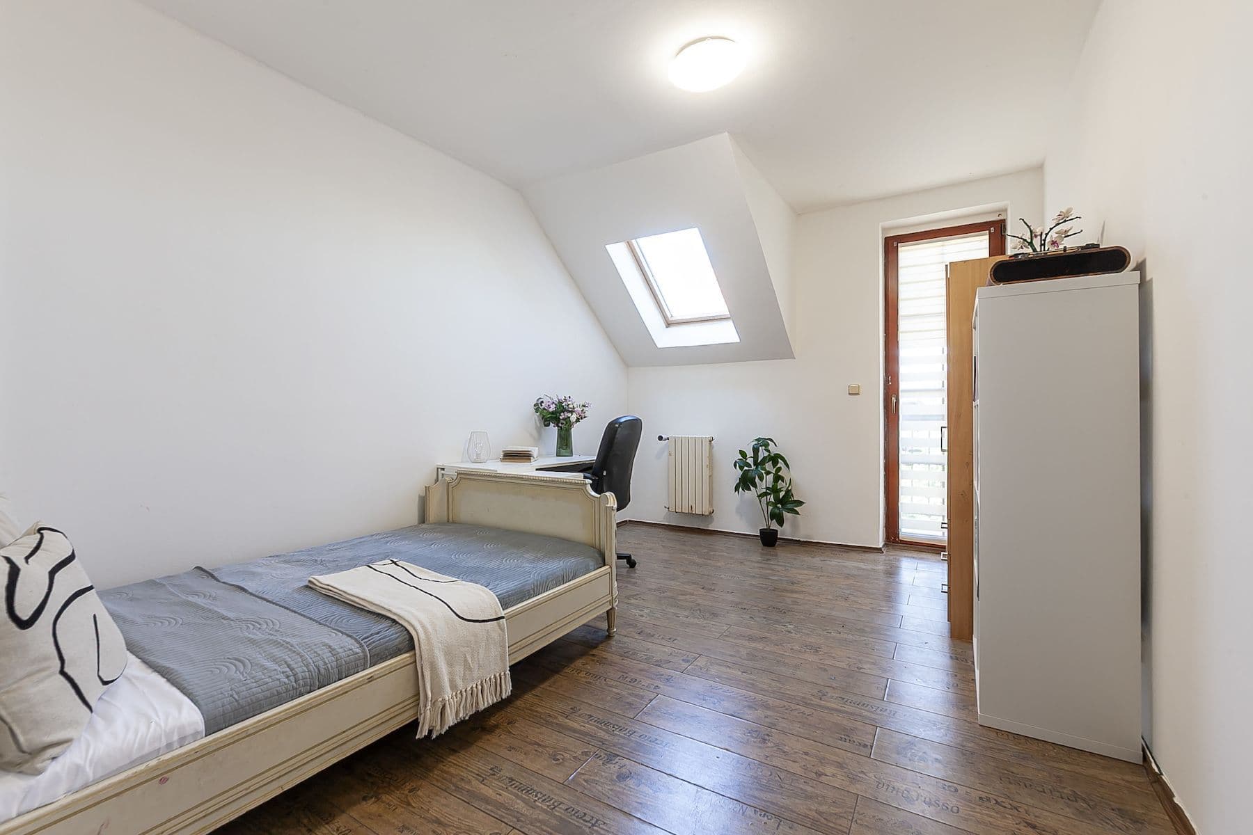 4 bedroom flat for sale, 371 m², Palouky, Hostivice, Středočeský Region 4 bedroom flat for sale, 371 m², Palouky, Hostivice, Středočeský Region