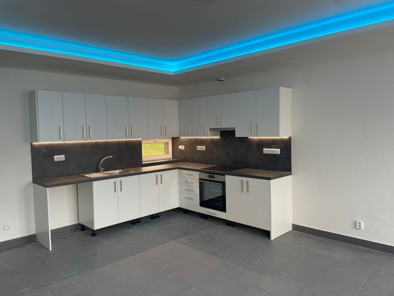 house to rent, 103 m², náměstí Svobody, Šternberk, Olomoucký Region house to rent, 103 m², náměstí Svobody, Šternberk, Olomoucký Region