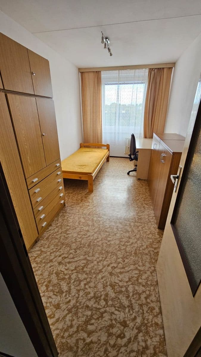 3 bedroom flat to rent, 80 m², Generála Janouška, Prague, Prague 3 bedroom flat to rent, 80 m², Generála Janouška, Prague, Prague