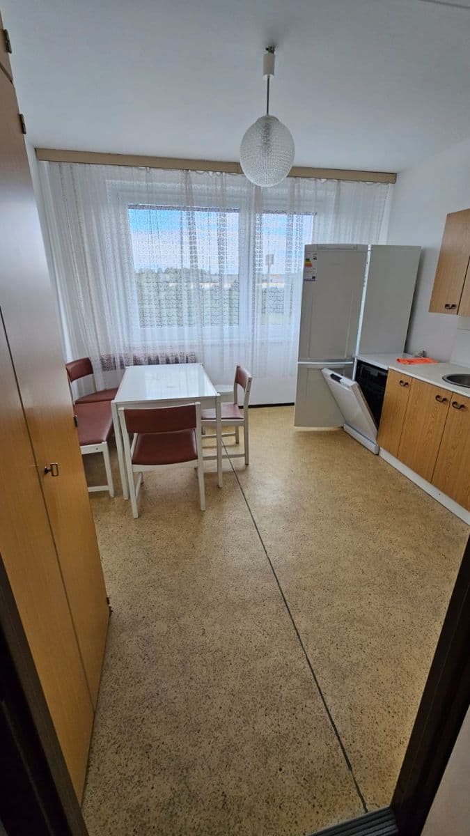 3 bedroom flat to rent, 80 m², Generála Janouška, Prague, Prague 3 bedroom flat to rent, 80 m², Generála Janouška, Prague, Prague