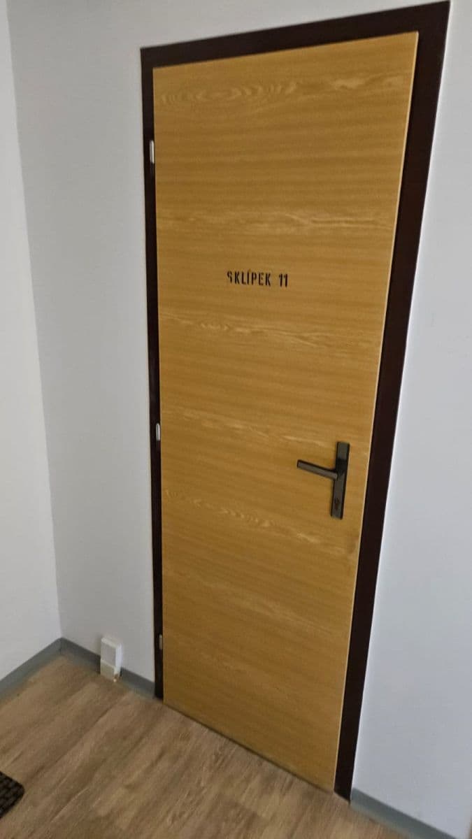 3 bedroom flat to rent, 80 m², Generála Janouška, Prague, Prague 3 bedroom flat to rent, 80 m², Generála Janouška, Prague, Prague