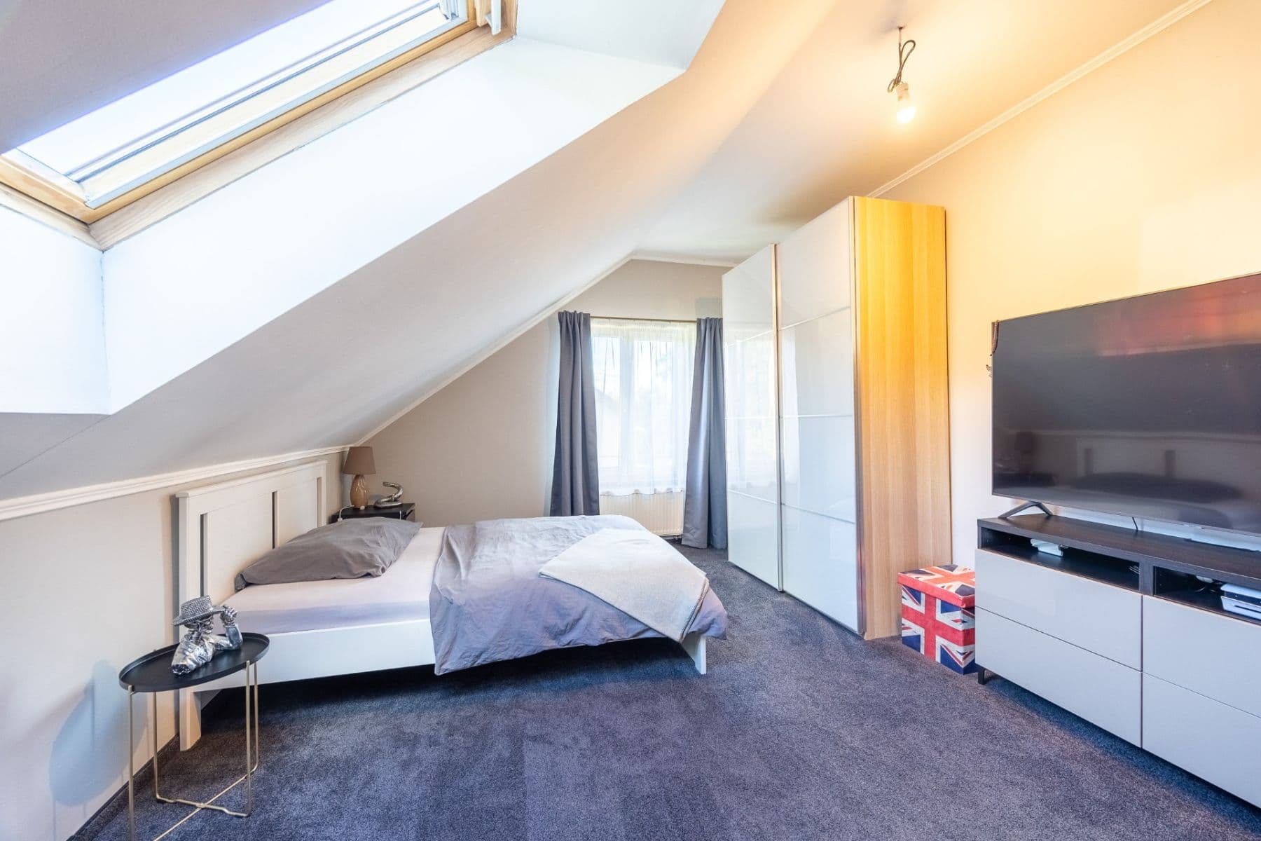 house for sale, 204 m², K Hubačovu, Mnichovice, Středočeský Region house for sale, 204 m², K Hubačovu, Mnichovice, Středočeský Region