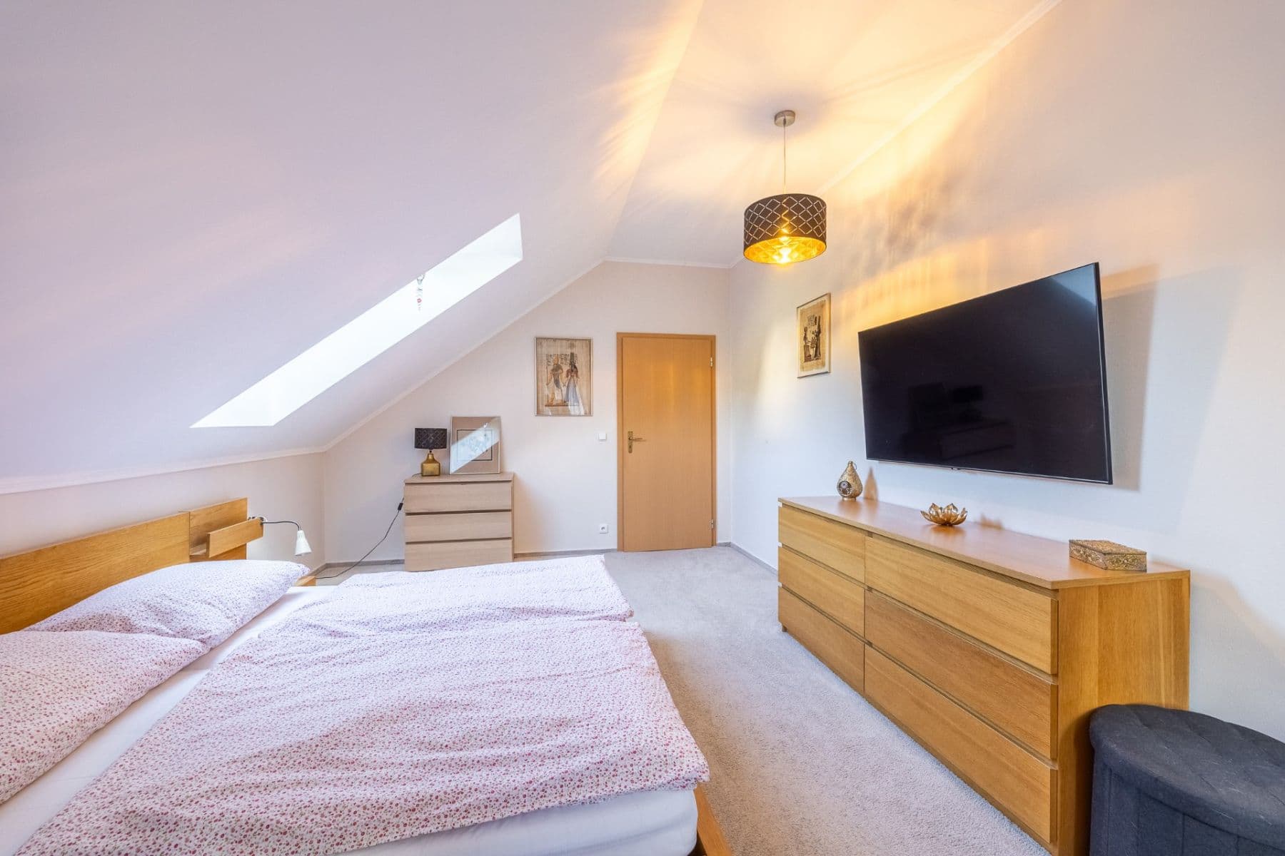 house for sale, 204 m², K Hubačovu, Mnichovice, Středočeský Region house for sale, 204 m², K Hubačovu, Mnichovice, Středočeský Region