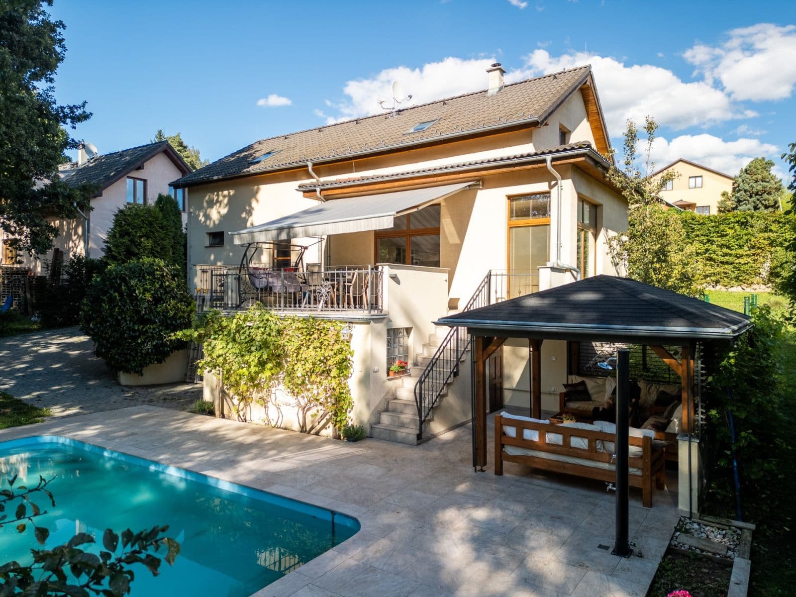 house for sale, 204 m², K Hubačovu, Mnichovice, Středočeský Region house for sale, 204 m², K Hubačovu, Mnichovice, Středočeský Region