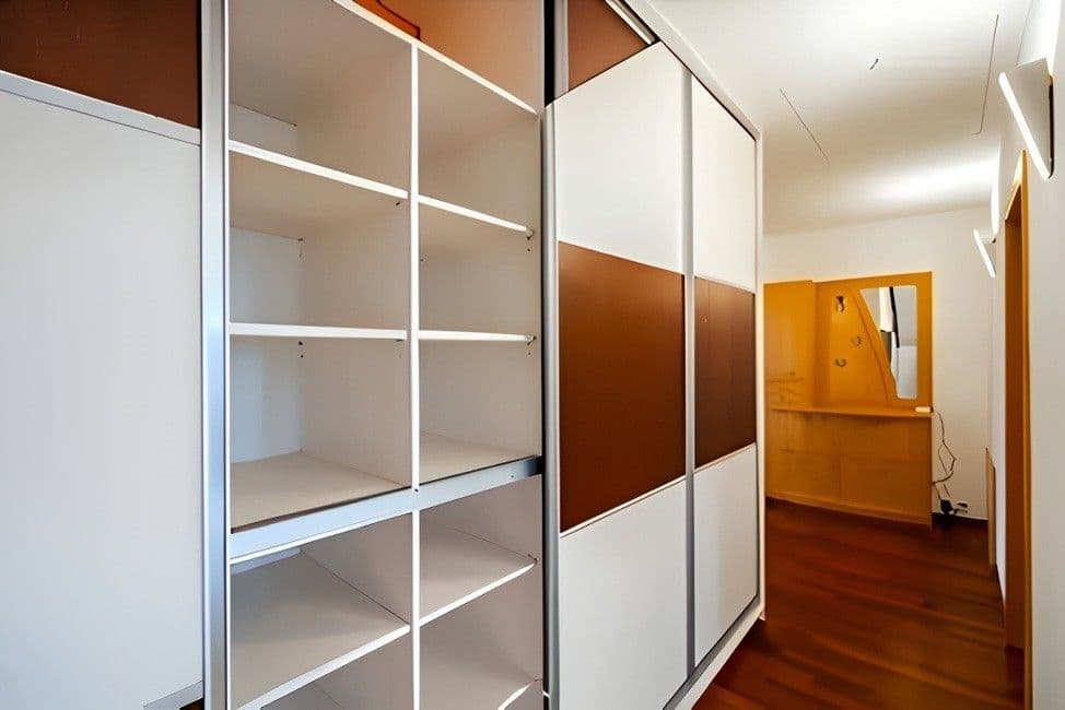 3 bedroom with open-plan kitchen flat to rent, 130 m², Na Slavíkově, Prague, Prague 3 bedroom with open-plan kitchen flat to rent, 130 m², Na Slavíkově, Prague, Prague