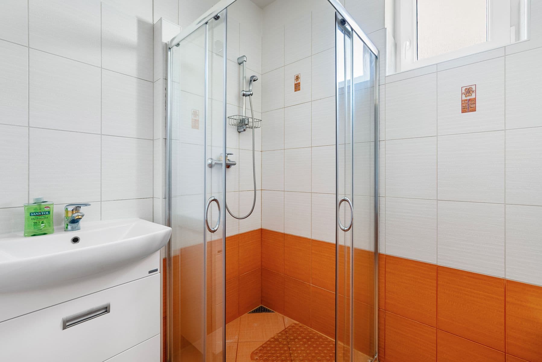 house for sale, 172 m², Hřbitovní, Blučina, Jihomoravský Region house for sale, 172 m², Hřbitovní, Blučina, Jihomoravský Region