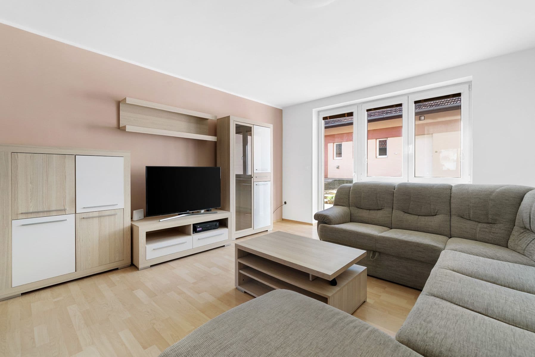 house for sale, 172 m², Hřbitovní, Blučina, Jihomoravský Region house for sale, 172 m², Hřbitovní, Blučina, Jihomoravský Region